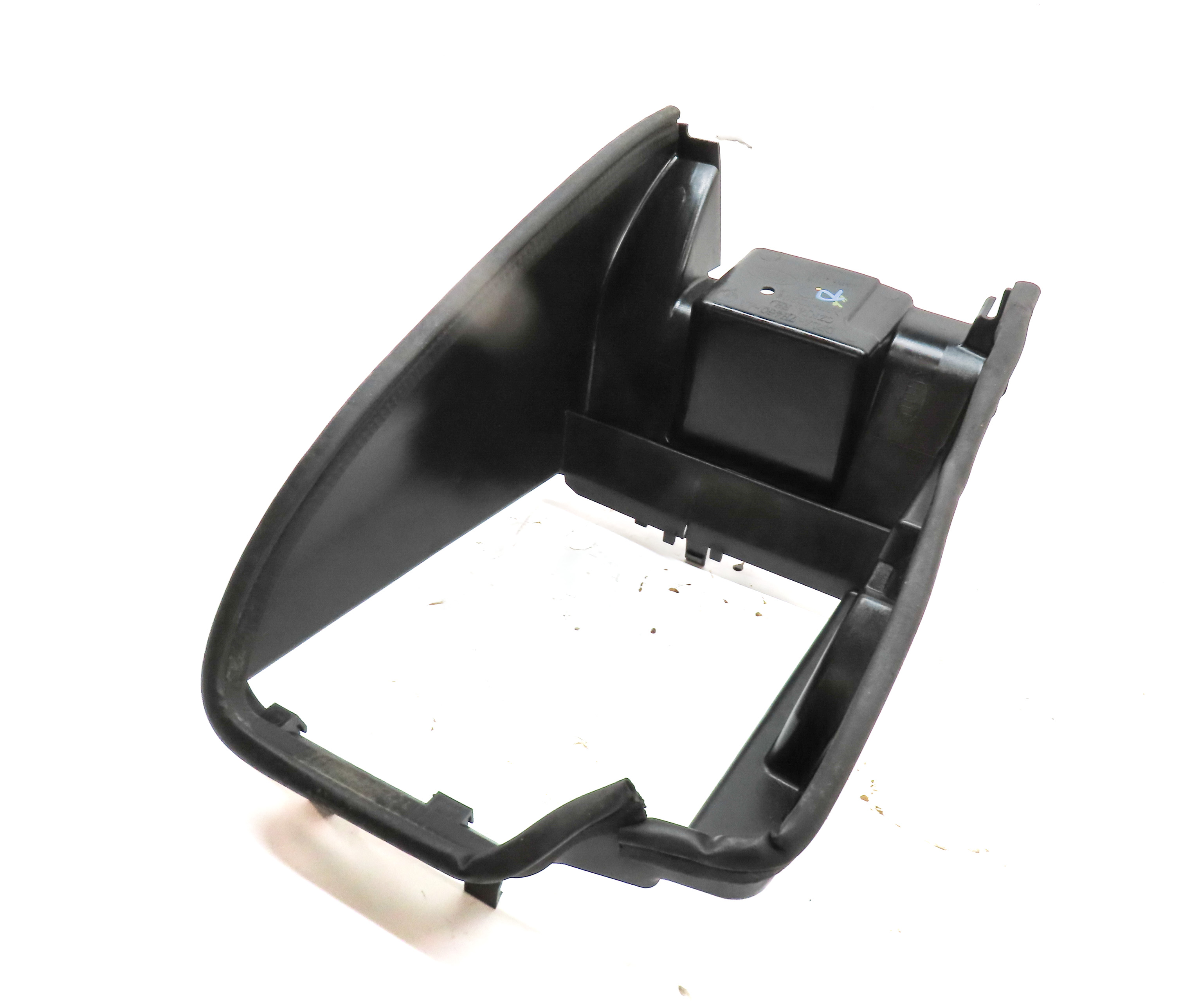 2014 RANGE ROVER SPORT (L494) 5.0L SUPER ENGINE RIGHT AUXILIARY RADIATOR SHROUD — exact item pictured